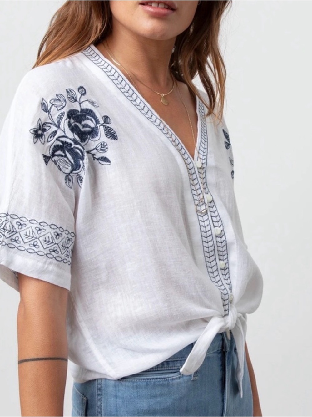 RAILS Thea White Blue Floral Embroidery Small